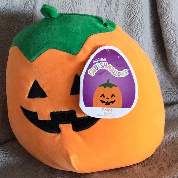 Squishmallows, Paige the Pumpkin - Picture 5 of 5